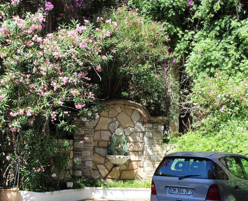 Grand Hotel De Calvi Calvi  Exterior photo
